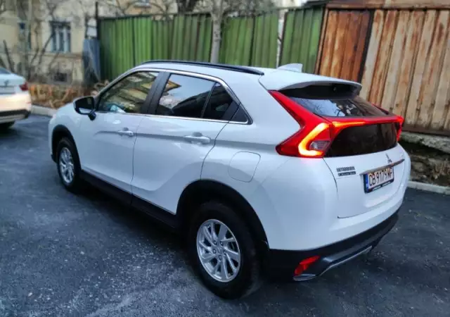 4. Снимка на ПРОДАВАМ Mitsubishi Eclipse Cross NS 2WD;1.5T MIVEC;Invite A