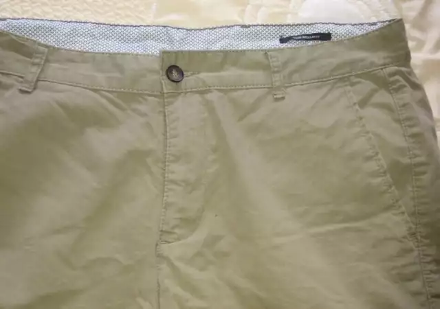 2. Снимка на Къси мъжки панталони LC Waikiki размер L
