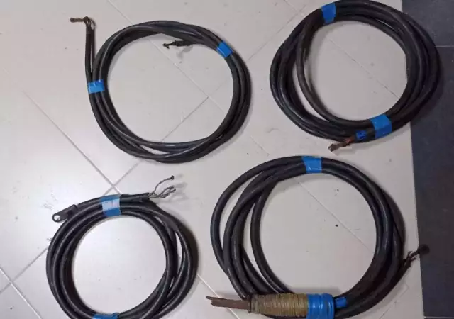 1. Снимка на Кабели за електрожен с ръкохватка или гумиран 4 - жилен кабел