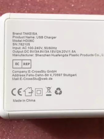 4. Снимка на Мрежово зарядно устройство Takesia A 30W - USB C 30W QC3.0