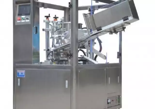 1. Снимка на Автоматична машина за пълнене и запечатване пл. тубички