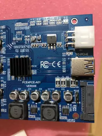 4. Снимка на PCE4PCE - A01 PCI E разширителна платка, преходник PCI - E card
