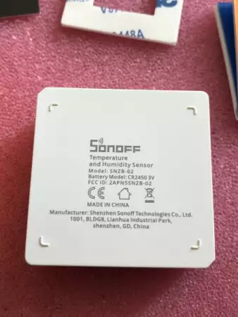 3. Снимка на Sonoff SNZB - 02 безжичен Сензор за температура и влажност