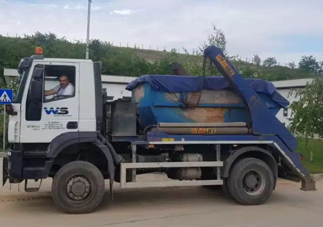 Предоставяне на контейнер и извозване на отпадъци Добрич