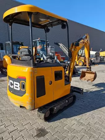 3. Снимка на Мини багер 1500 кг JCB 15C - 1 под НАЕМ от Рентекс