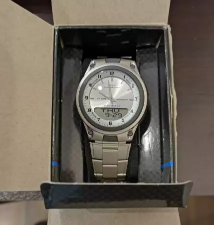 Продавам нов часовник CASIO AW - 80D - 7AVES