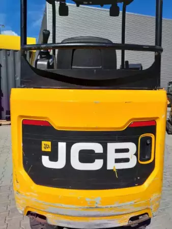 Мини Багер JCB 15C - 1