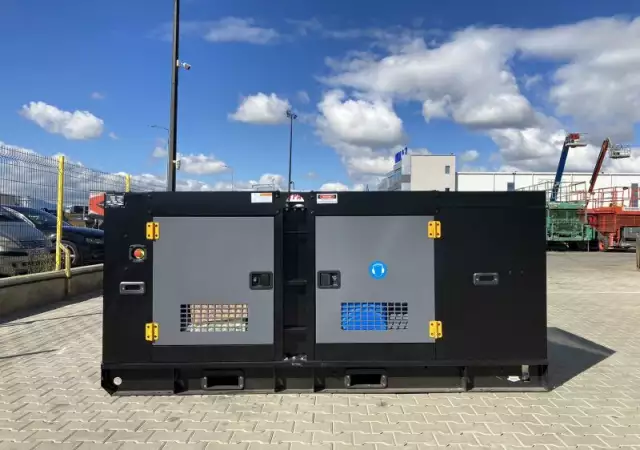 Трифазни генератори 45, 110 , 220 kW ПОД НАЕМ от Рентекс