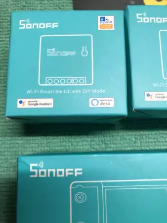 1. Снимка на Sonoff smart home , .Wi - Fi Switch контролер. Alexa Google.