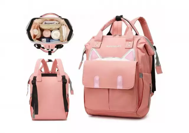 Практична и функционална чанта-раница за майки