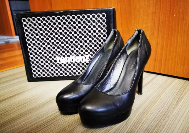 1. Снимка на Елегантни дамски обувки, естествена кожа, висок ток, Tendenz