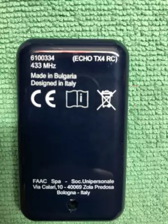 4. Снимка на дистанционно управление Отварачка за врати Genius Echo TX4 R