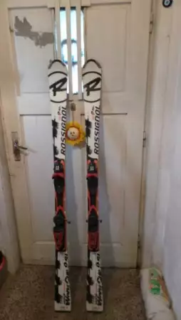 продавам ски карвинг росиньол световна купа 160 см автомати