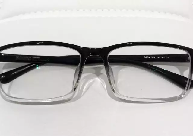9. Снимка на Пластик - титаниеви диоптрични очила Eyewear - 1, 75