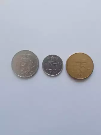 1. Снимка на Лот стари монети от Нидерландия
