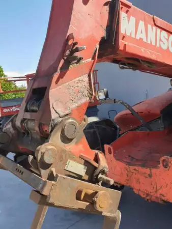 Телескопичен товарач 8 м Manitou MT835 ПОД НАЕМ от Рентекс