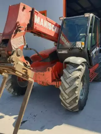 2. Снимка на Телескопичен товарач 8 м Manitou MT835 ПОД НАЕМ от Рентекс