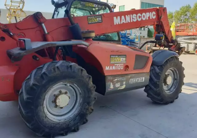 5. Снимка на Телескопичен товарач 8 м Manitou MT835 ПОД НАЕМ от Рентекс