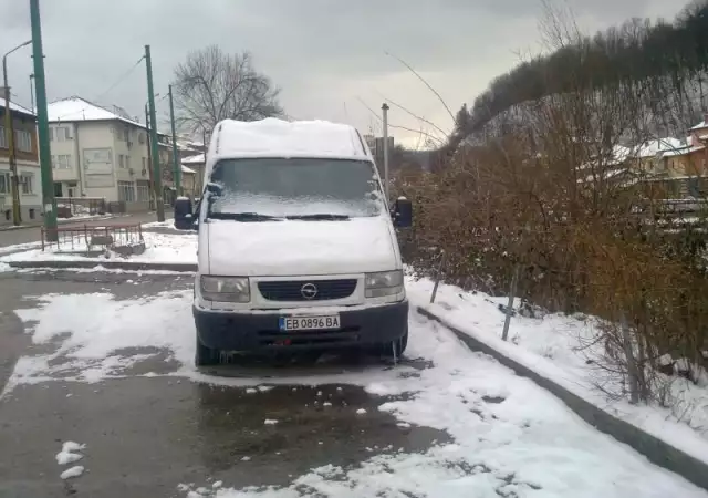 2. Снимка на Товарно такси от Ст. Загора до София и Северна България