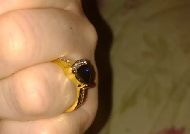 Нежен пръстен с циркон и кристал