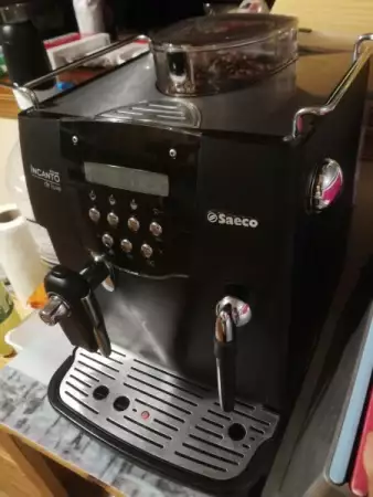 SAECO Incanto DeLuxe S - class - Кафемашина робот автомат