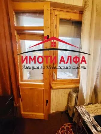 2 - стаен апартамент, топ център, Димитровград
