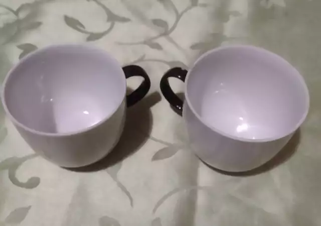 1. Снимка на Две чашки за кафе Бяло и Черно