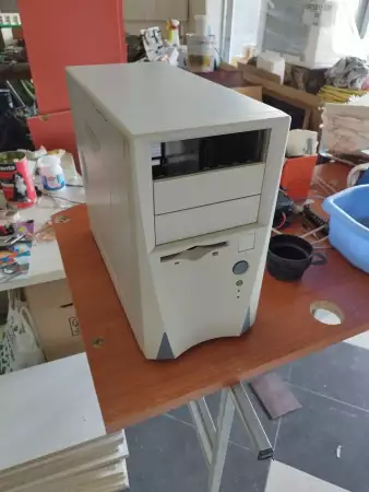 7. Снимка на Компютърна кутия със захранване стар модел
