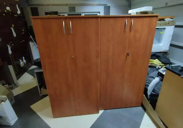 1. Снимка на Офис шкаф - двукрил гардероб с рафтове 80 160 40 - 4 рафта