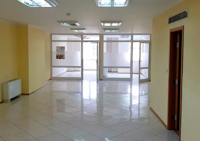 Офиси под наем в Делови Център Пловдив - етаж 3