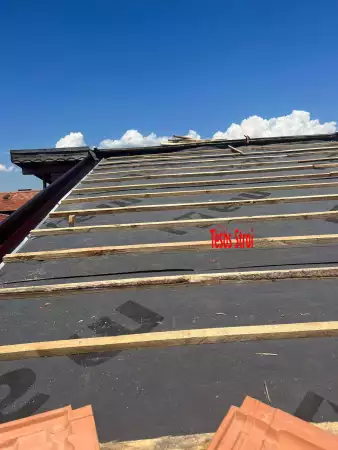 3. Снимка на Качествен ремонт на покриви в София, Перник и страната