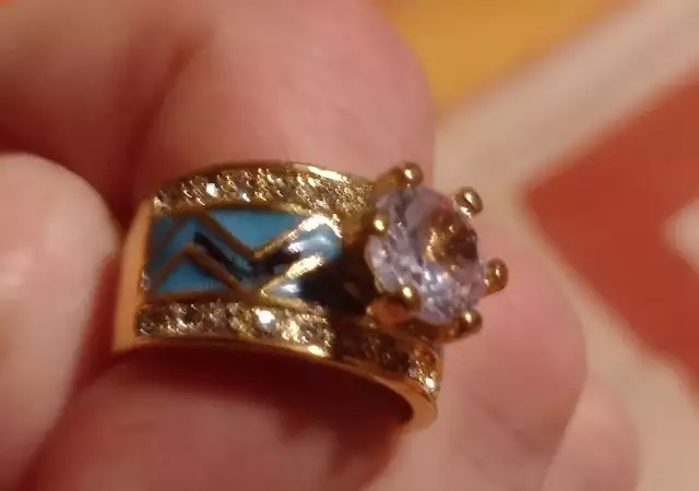 4. Снимка на Луксозен пръстен - халка Дайъмонд