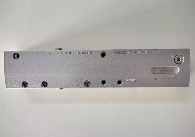 2. Снимка на Автомат Демпфер за врата GEZE TS 5000 с плъзгащо рамо