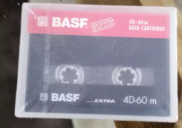4. Снимка на Касета за данни - BASF 4D - 60m Dds Data Cartridge нови 
