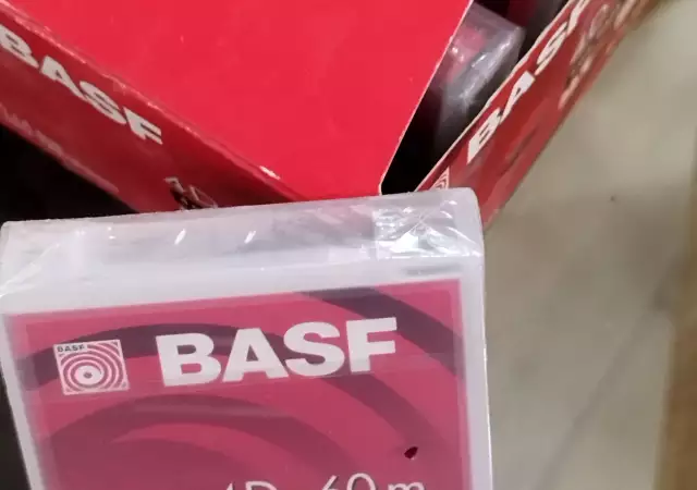 7. Снимка на Касета за данни - BASF 4D - 60m Dds Data Cartridge нови 