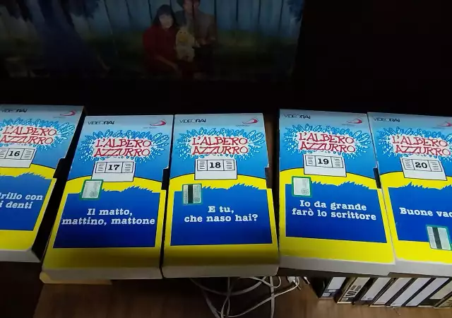 l albero azzurro VHS - видеокасети италиански