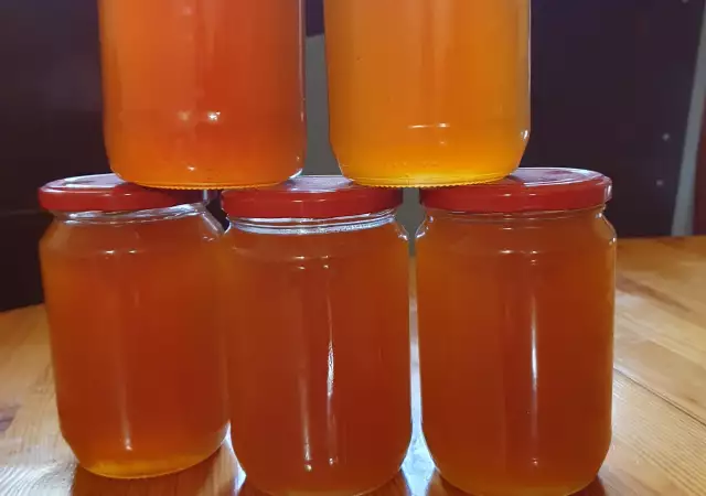 1. Снимка на Пчелен мед от производител