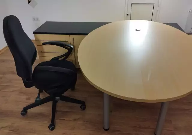 1. Снимка на Офис маса със шкаф - офис модул 200 116см височина 75см