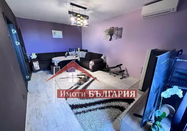 Обзаведен тристаен апартамент в гр.Сопот, обл.Пловдив