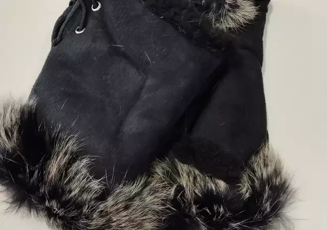 Дамски ръкавици велур в черен цвят със естествен косъм - 5