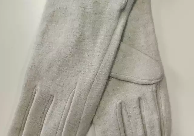 2. Снимка на Дамски ръкавици кашмир в бял цвят - 11