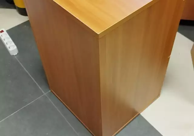 9. Снимка на Контейнер - кантонерка за бюро офис шкаф с три чекмеджета