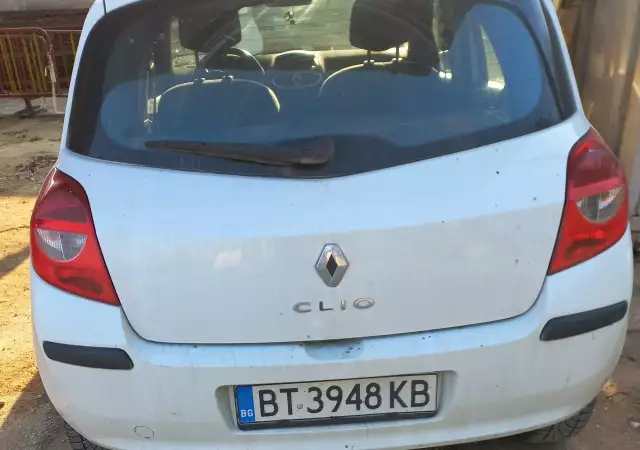 Продава се кола Renault Clio