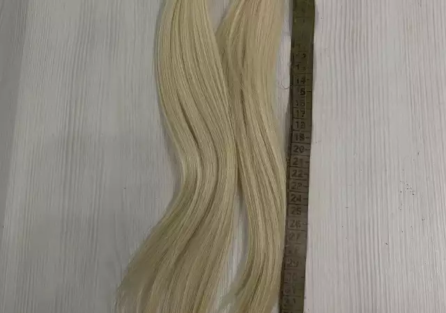 Продавам естествена руса коса 40см