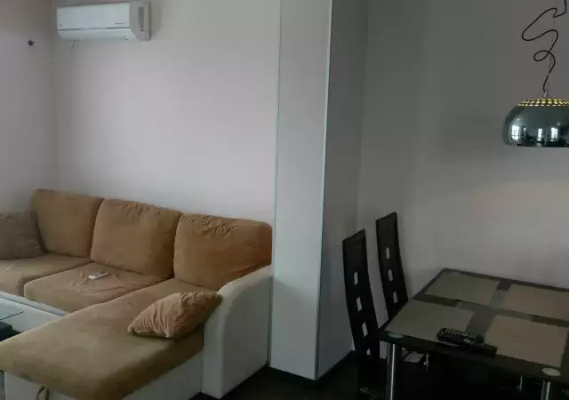 Двустаен апартамент нова кооперация два климатика съдомиялна