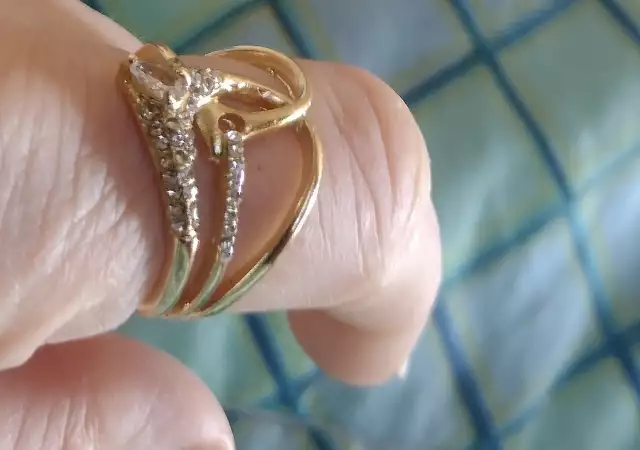 Дамски пръстен Алия