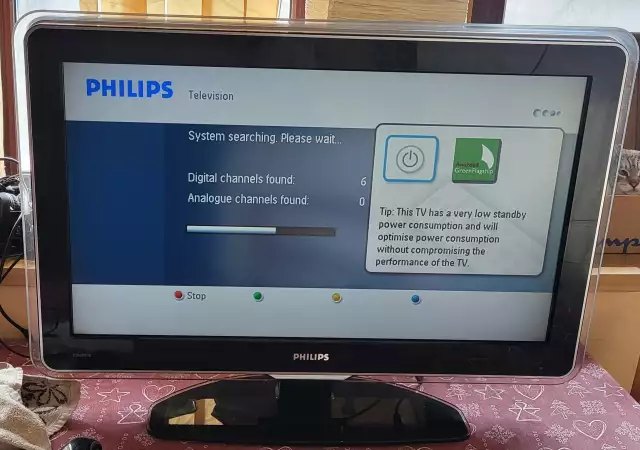 1. Снимка на LCD телевизор Philips Ambilight 2