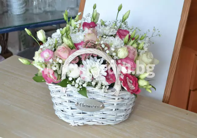 2. Снимка на Разнообразие от цветя и букети за всеки повод - бутик Жардин