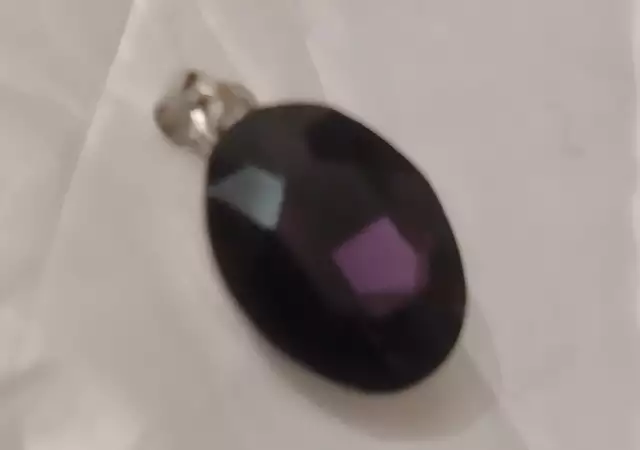 1. Снимка на Мистичен медальон опушен кварц Виолет