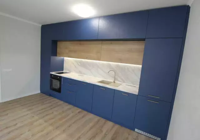 Нов тристаен апартамент А18 за нощувки с паркомясто, Папая